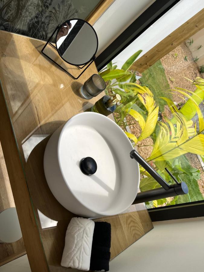L'Empreinte-Oasis De Serenite Au Coeur D'Un Jardin Tropical Le Tampon Bagian luar foto